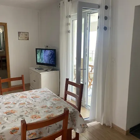 Merla * Τρογκίρ